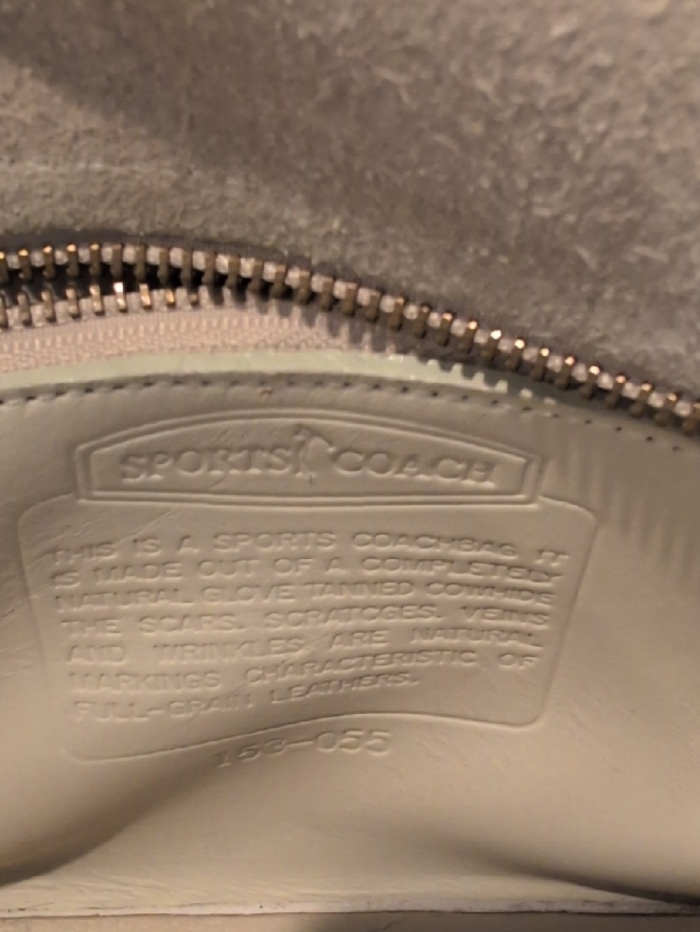 Coach Women's Cream Leather Crossbody Bag with Turn-Lock Closure - Picture 2 of 3